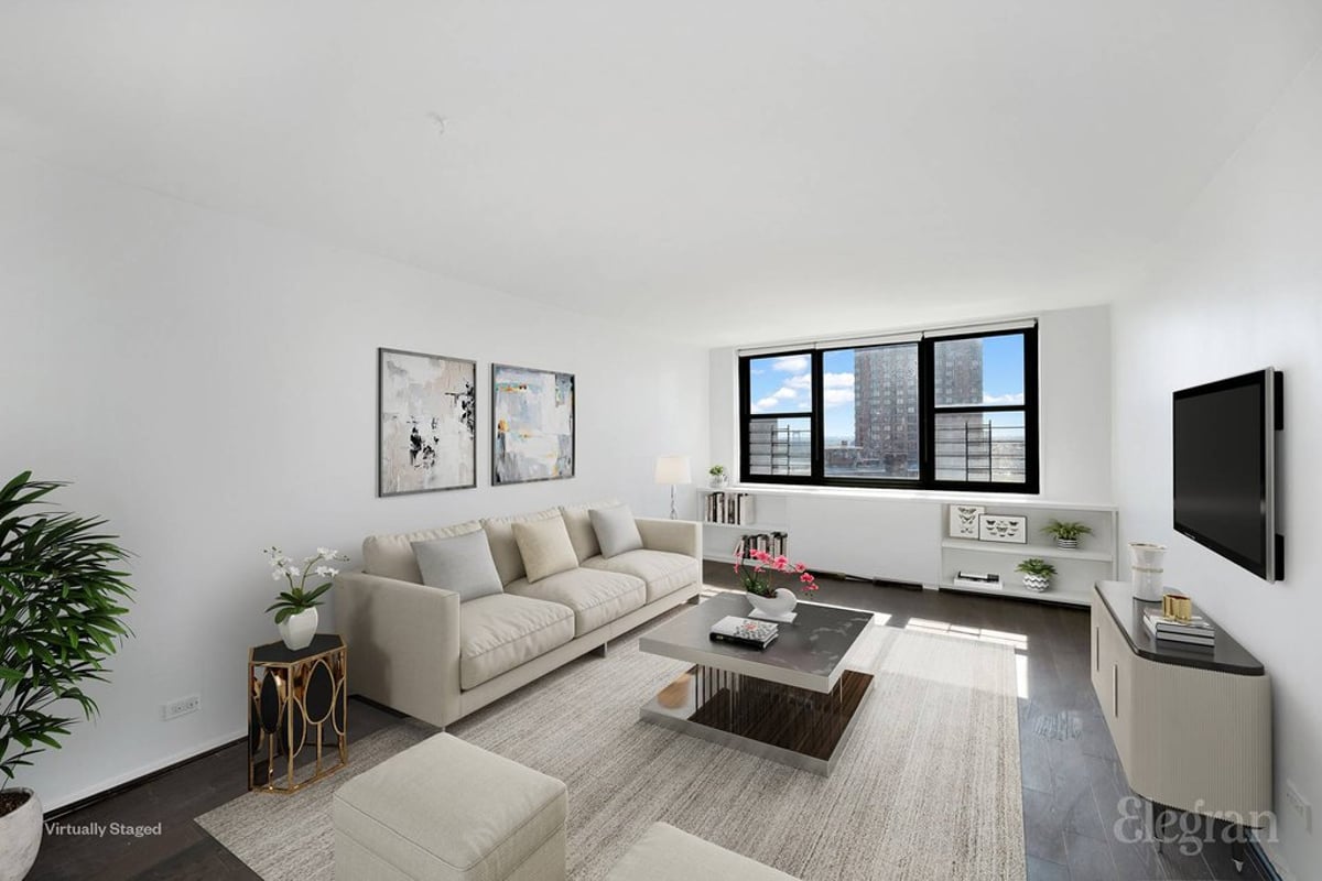 Photo for Plymouth Tower - 340 East 93rd Street Cooperative in Upper East Side, Manhattan