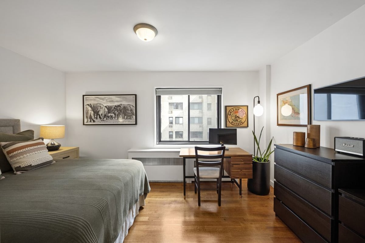 Photo for The Thomas Eddy - 85 8th Avenue Cooperative in Chelsea, Manhattan