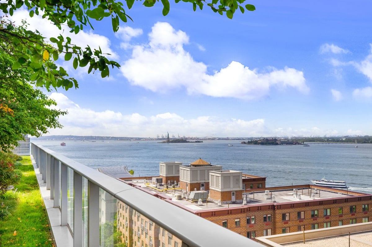 Photo for The Visionaire - 70 Little West Street Condominium in Battery Park City, Manhattan