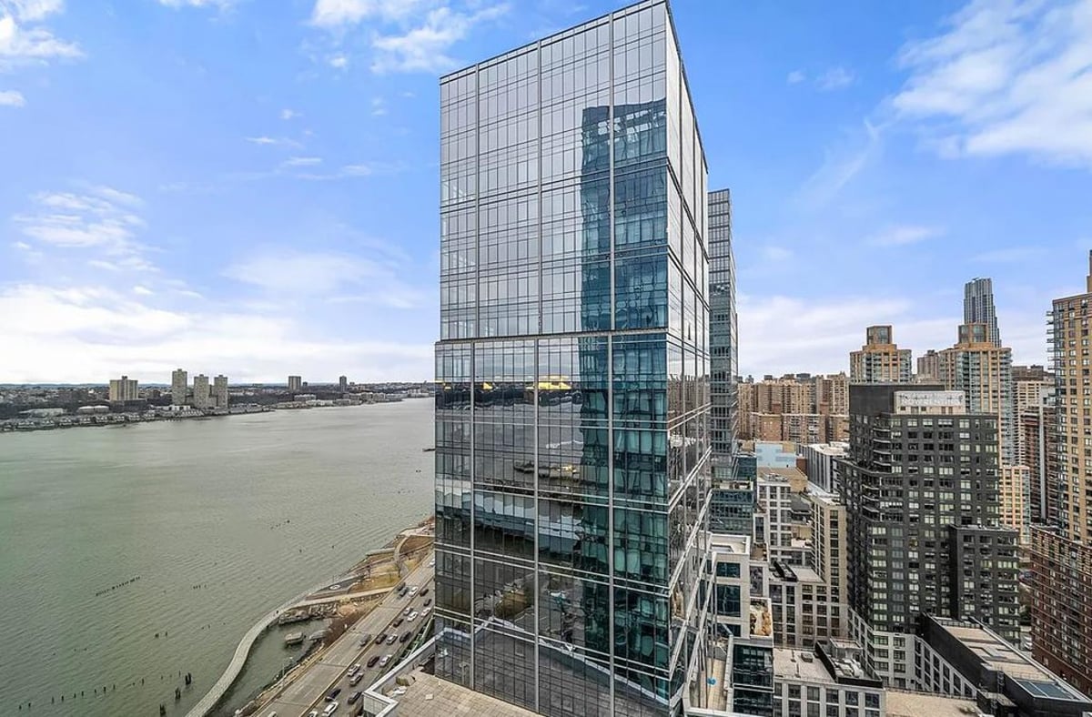 Photo for Two Waterline Square - 400 West 61St Street Condominium in Upper West Side, Manhattan