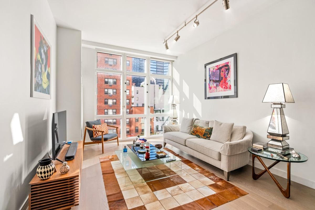 Photo for Halcyon - 305 East 51St Street Condominium in Midtown East, Manhattan