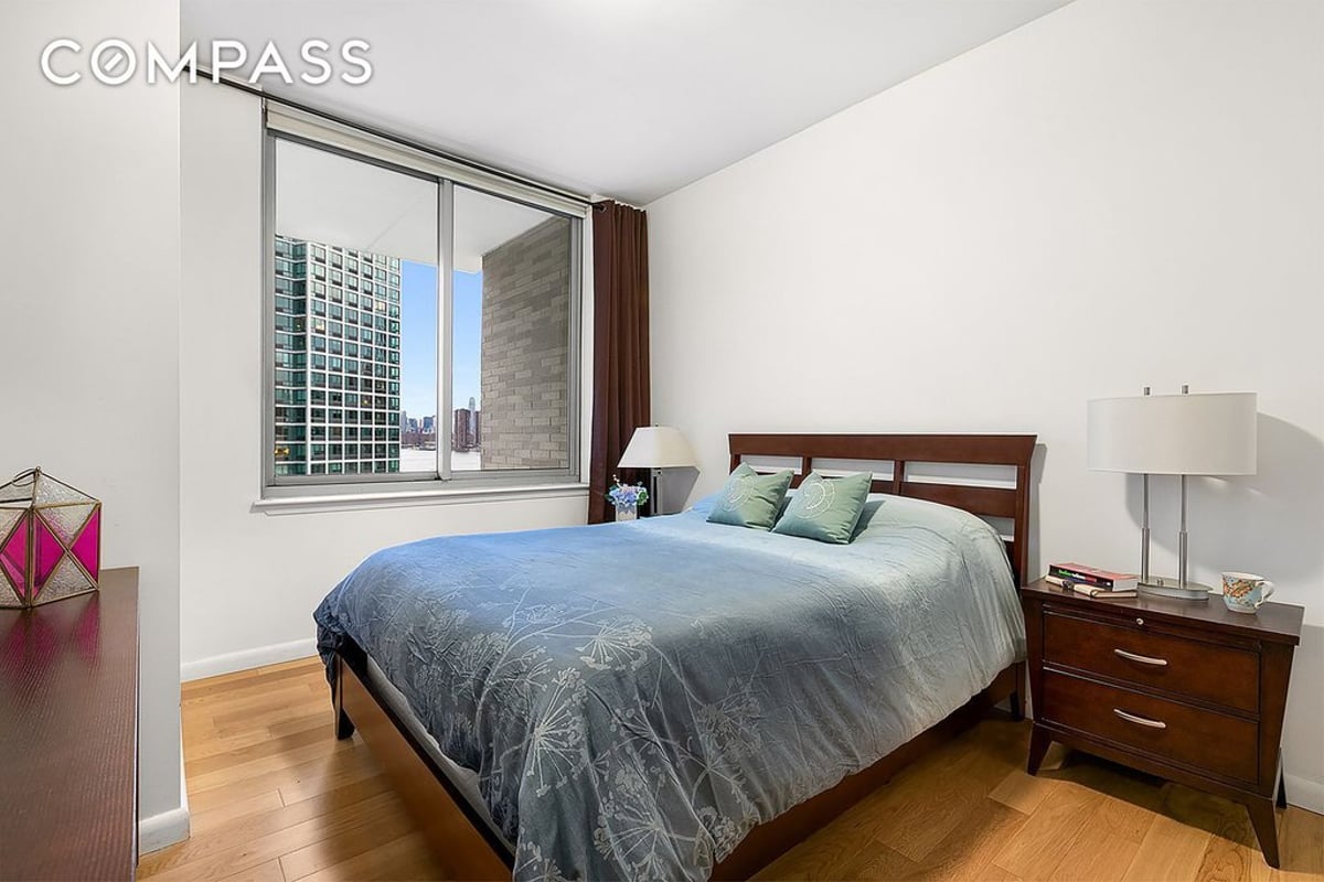 Photo for The View at East Coast - 46-30 Center Boulevard Condominium in Long Island City, Queens