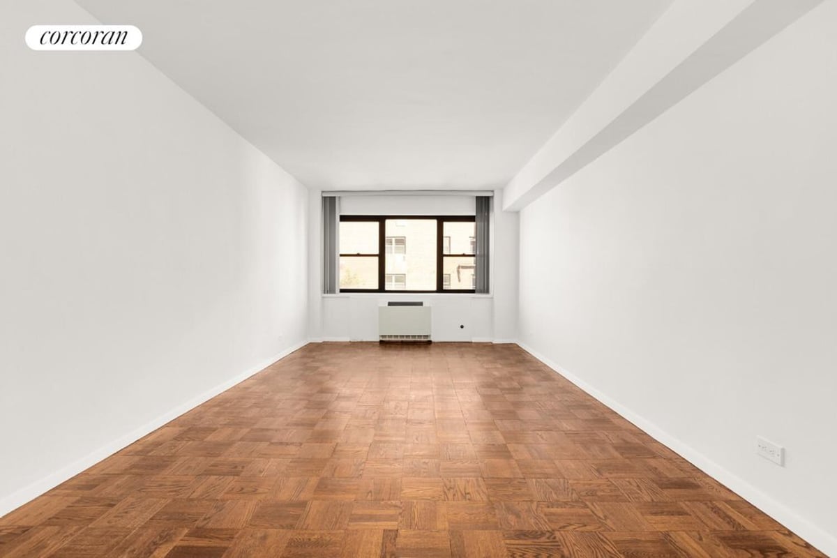 Photo for 165 East 72nd Street - 165 East 72nd Street Cooperative in Upper East Side, Manhattan