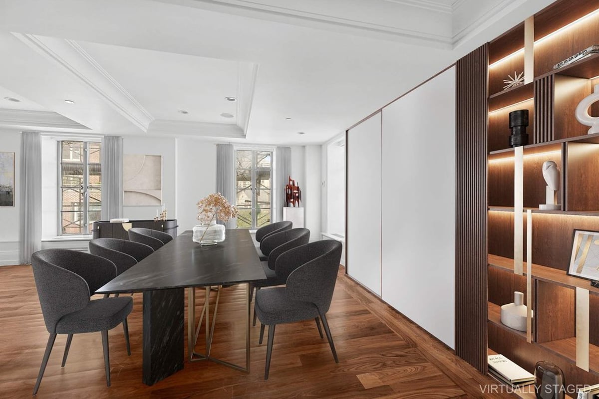 Photo for Barbizon/63 - 140 East 63rd Street Condominium in Upper East Side, Manhattan