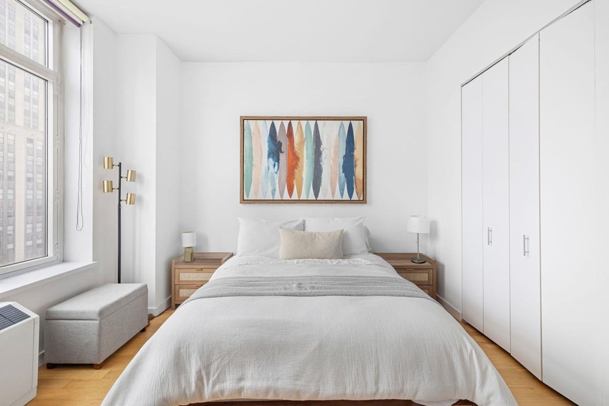 Photo for 325 Fifth Avenue - 325 Fifth Avenue Condominium in Murray Hill, Manhattan