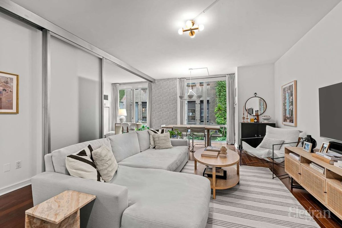 Photo for Chelsea House - 130 West 19th Street Condominium in Chelsea, Manhattan