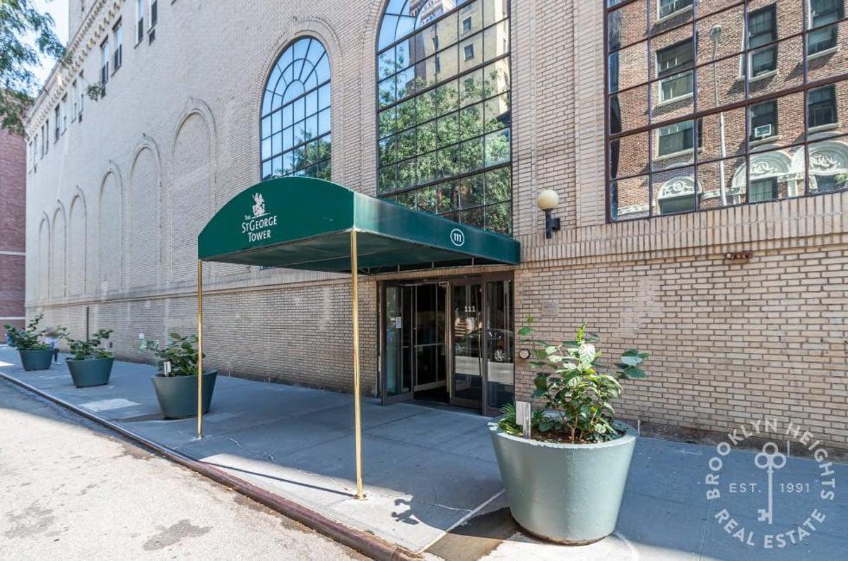 Photo for St. George Tower - 111 Hicks Street Cooperative in Brooklyn Heights, Brooklyn