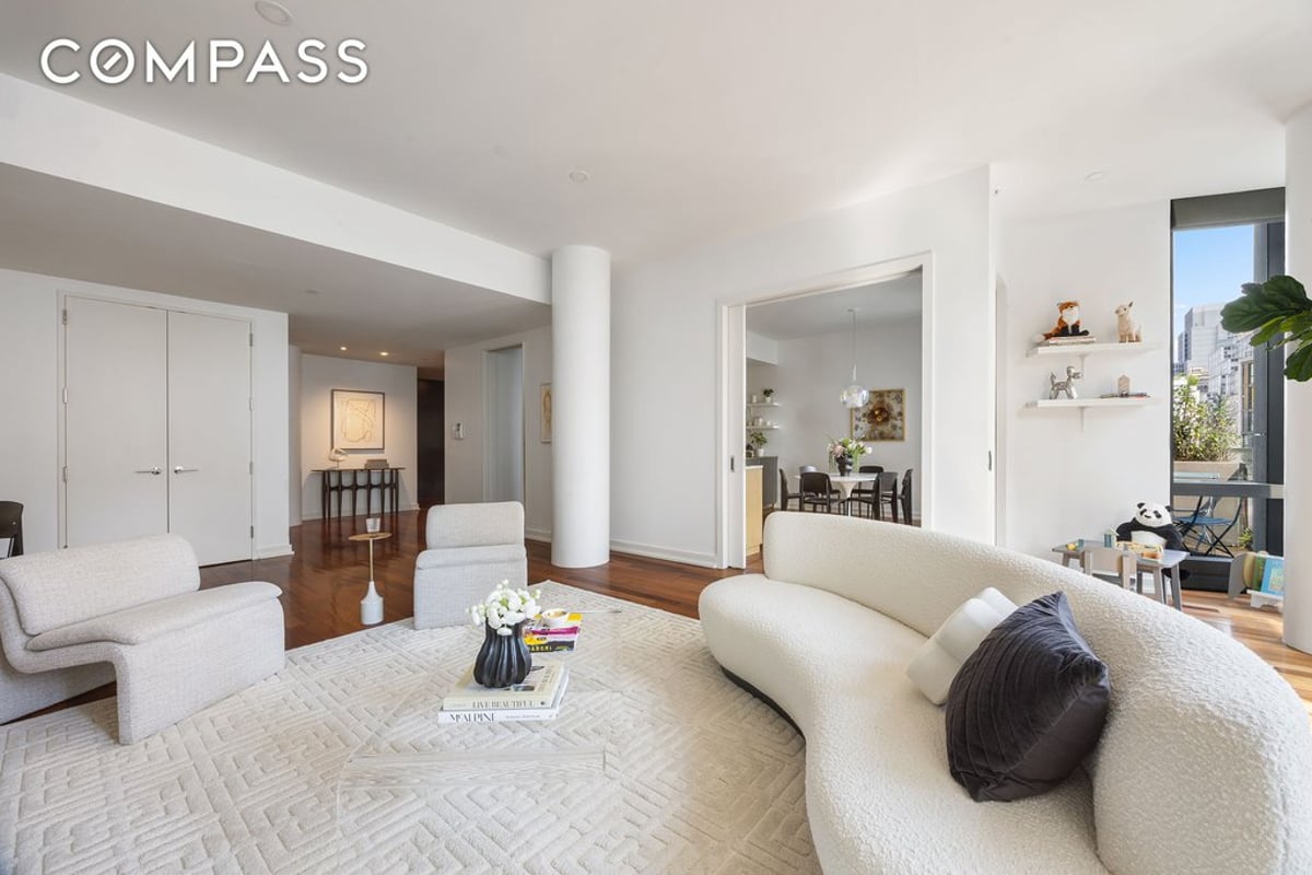 Photo for 101 Warren - 99 Warren Street And 101 Warren Street Condominium in Tribeca, Manhattan