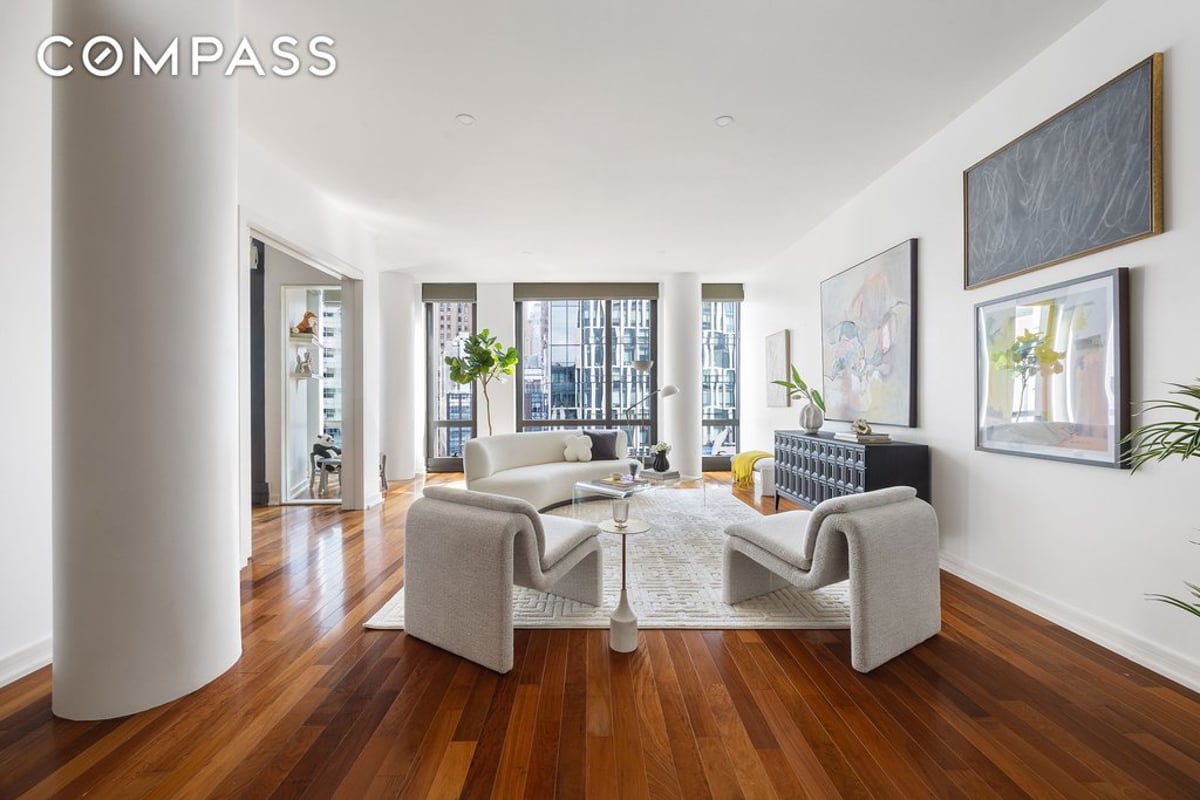 Photo for 101 Warren - 99 Warren Street And 101 Warren Street Condominium in Tribeca, Manhattan