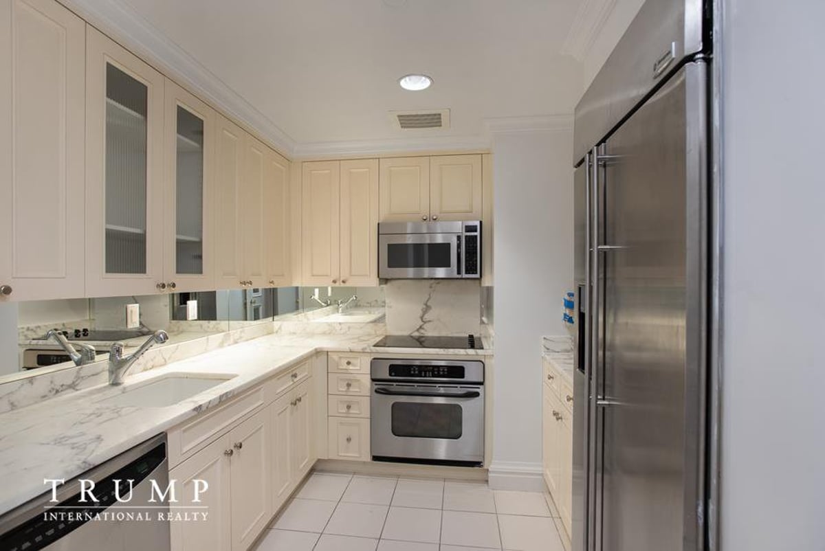 Photo for Trump Park Avenue - 502 Park Avenue Condominium in Midtown, Manhattan