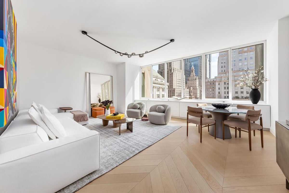 Photo for One Wall Street - 99-101 Wall Street Condominium in Financial District, Manhattan