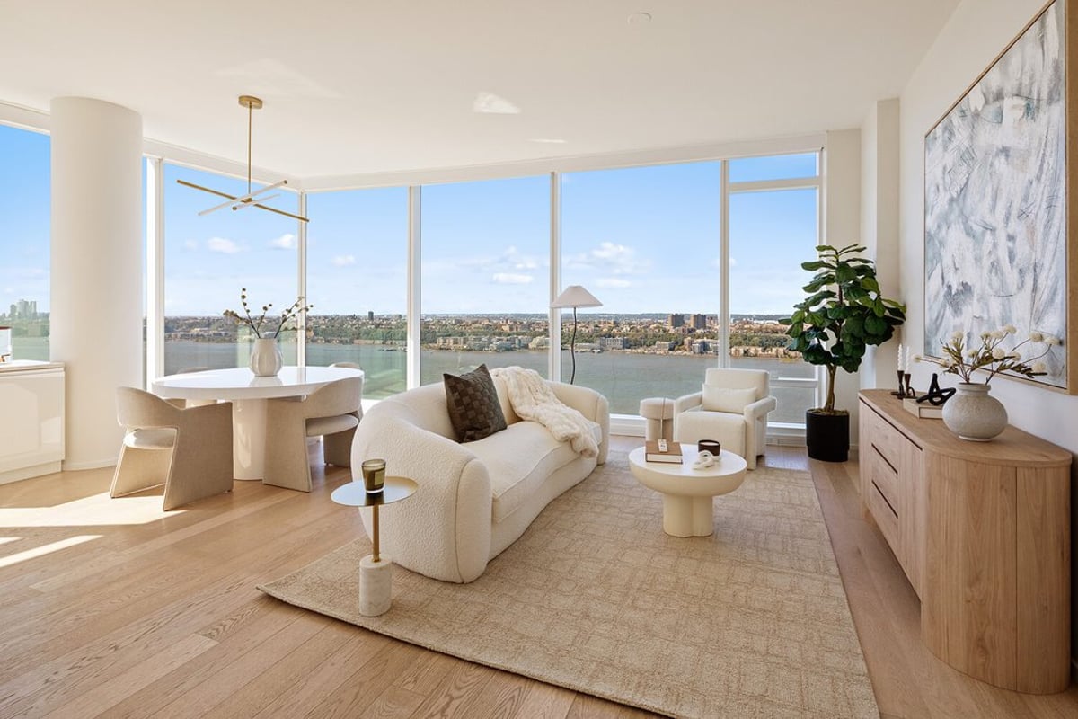 Photo for Two Waterline Square - 400 West 61St Street Condominium in Upper West Side, Manhattan