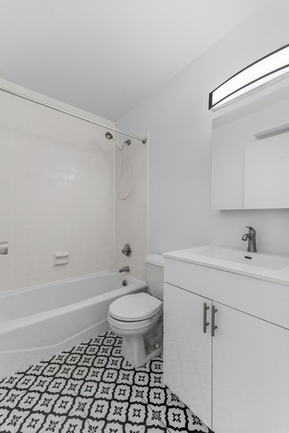 Photo for The Delegate - 301 East 45th Street Condominium in Midtown East, Manhattan