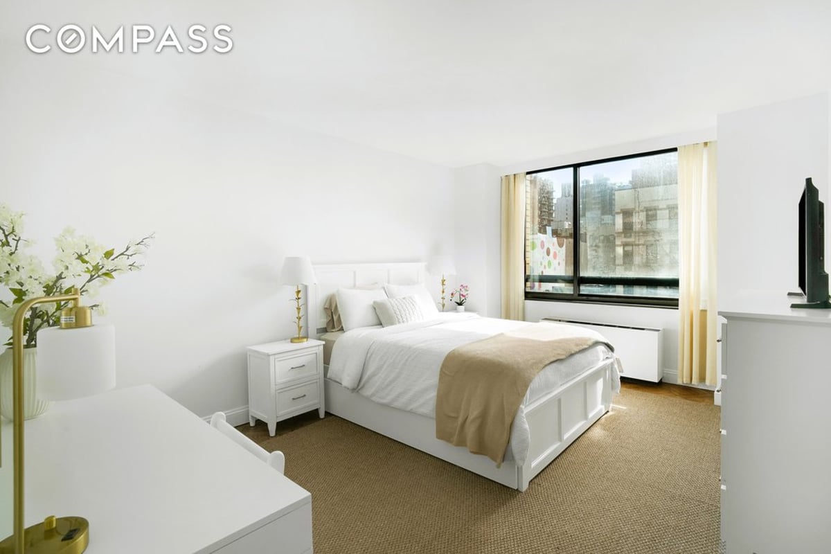 Photo for Evans Tower Condominium - 171 East 84th Street Condominium in Upper East Side, Manhattan