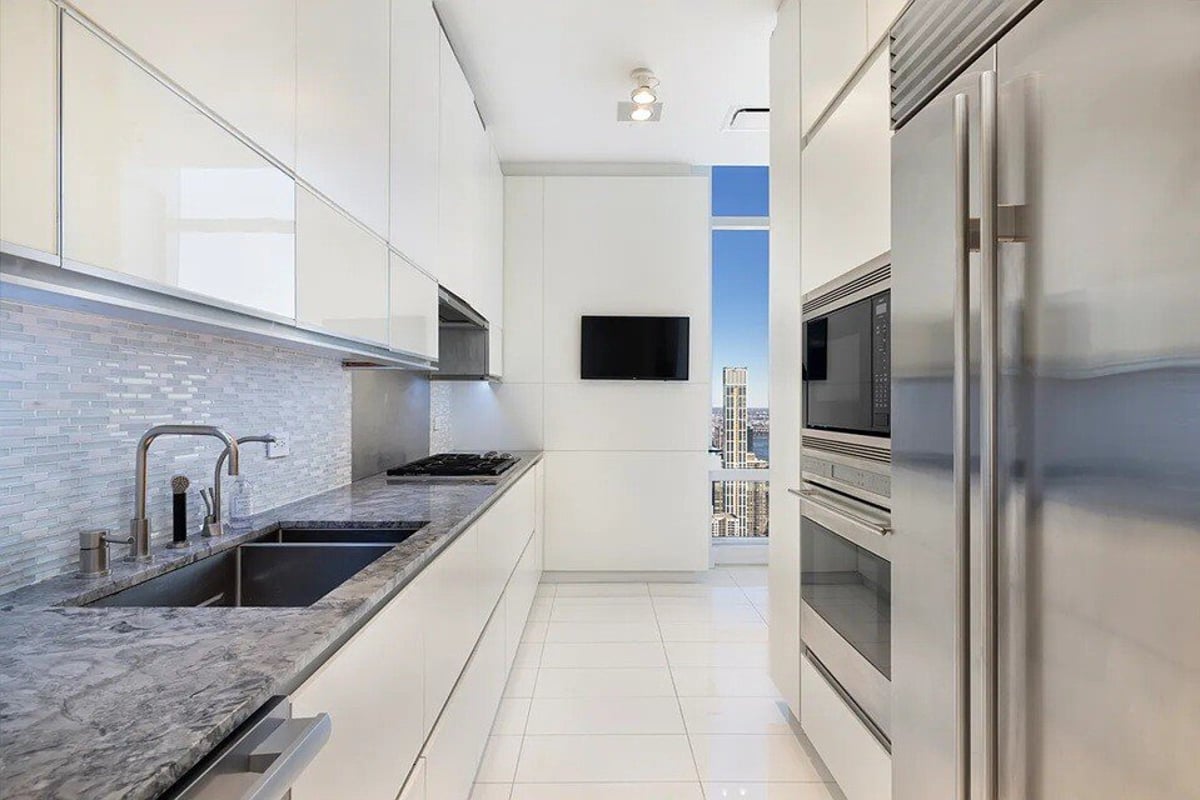 Photo for Trump World Tower - 845 United Nations Plaza Condominium in Midtown East, Manhattan