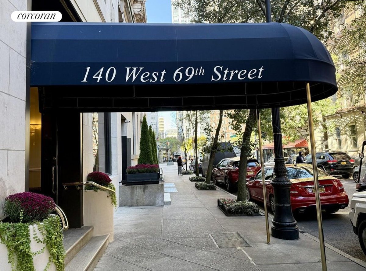 Photo for Lincoln Spencer Apartments - 140 West 69th Street Cooperative in Upper West Side, Manhattan