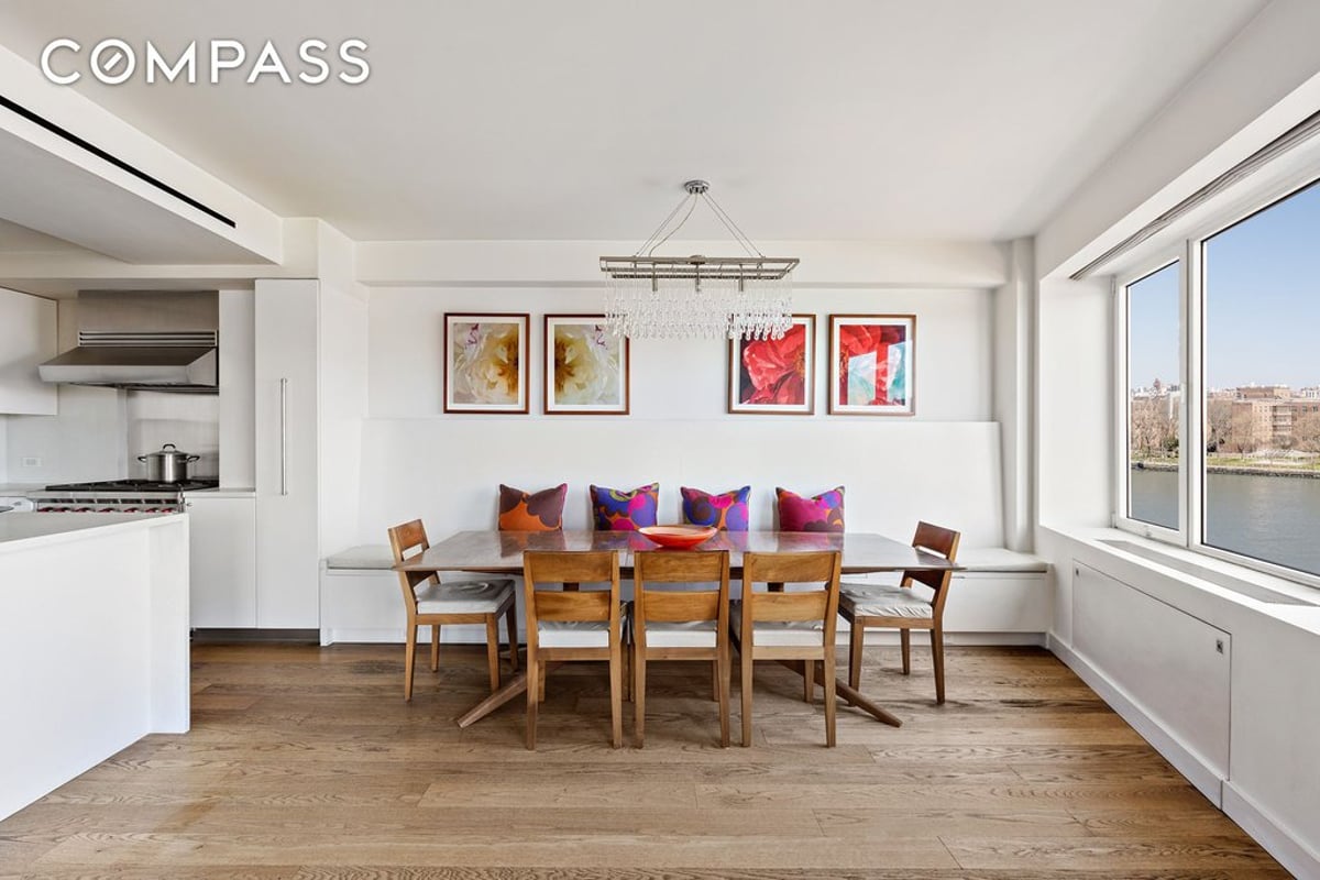 Photo for 45 East End Avenue - 45 East End Avenue Cooperative in Upper East Side, Manhattan