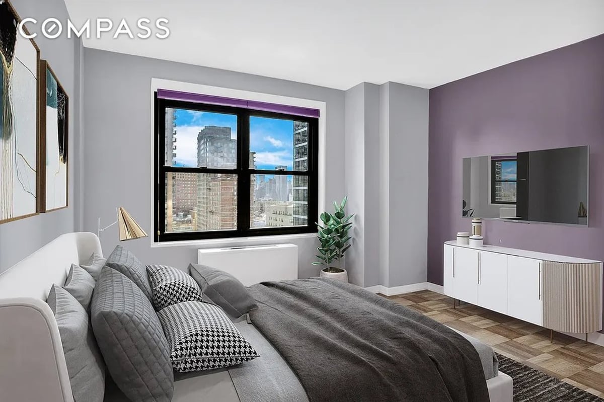 Photo for Lincoln Towers - 160 West End Avenue Condominium in Upper West Side, Manhattan