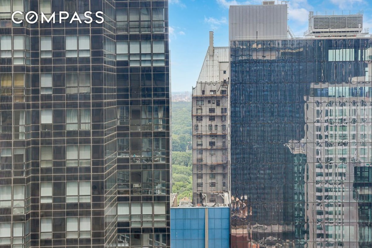 Photo for CitySpire - 150 West 56th Street Condominium in Midtown, Manhattan