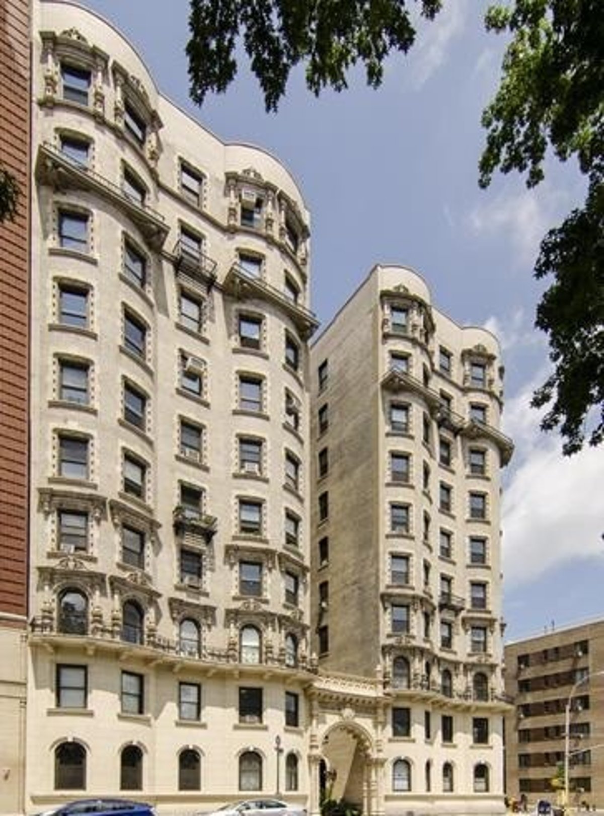 Photo for The Braender - 418 Central Park West Condominium in Manhattan Valley, Manhattan