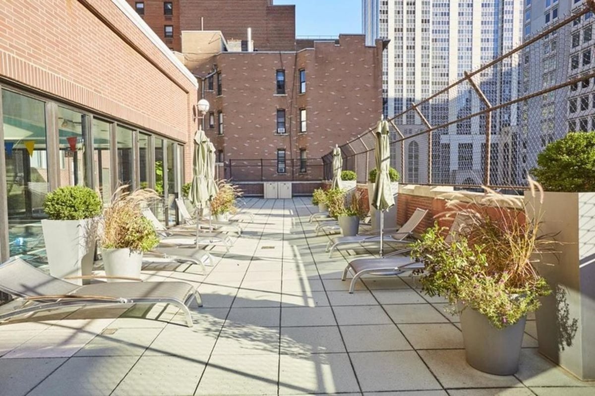 Photo for The Oxford - 422 East 72nd Street Condominium in Upper East Side, Manhattan