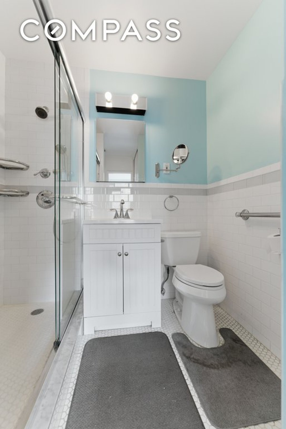 Photo for Lincoln Towers - 150 West End Avenue Condominium in Upper West Side, Manhattan