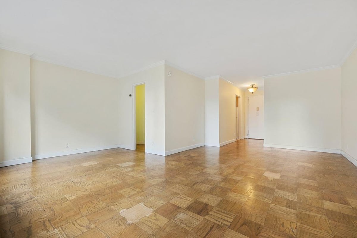 Photo for Lincoln Towers - 160 West End Avenue Condominium in Upper West Side, Manhattan