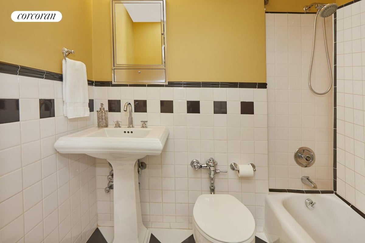 Photo for Mayfair Towers - 15 West 72nd Street Cooperative in Upper West Side, Manhattan