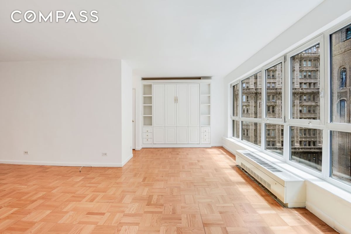 Photo for 200 Central Park South - 200 Central Park South Cooperative in Midtown, Manhattan