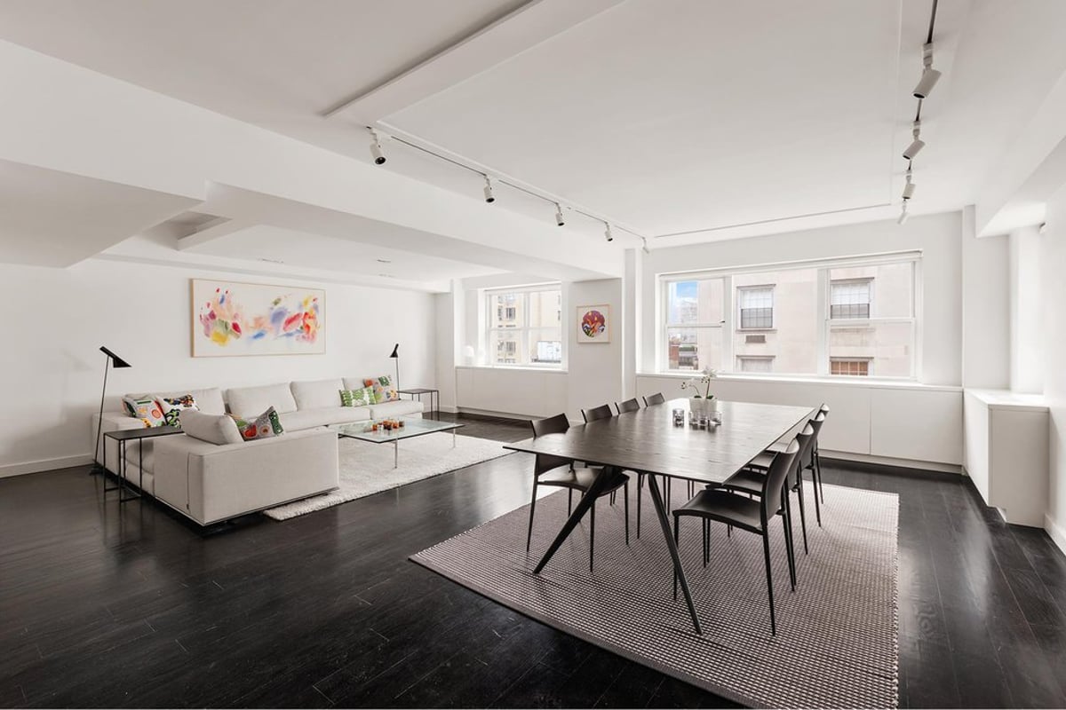 Photo for 923 5 AVENUE - 923 5th Avenue Condominium in Upper East Side, Manhattan