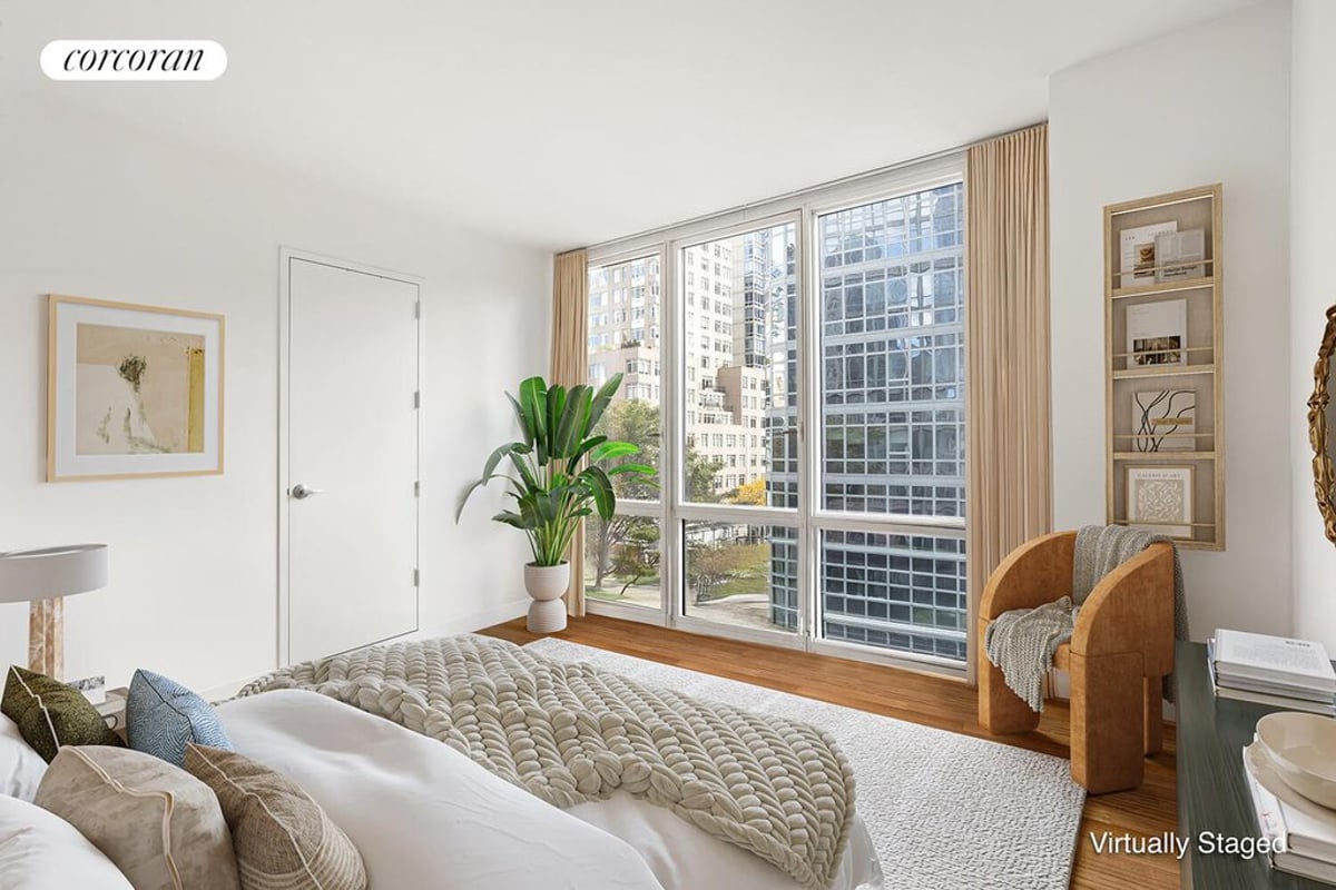 Photo for 10 West End Avenue - 10 West End Avenue Condominium in Midtown West, Manhattan