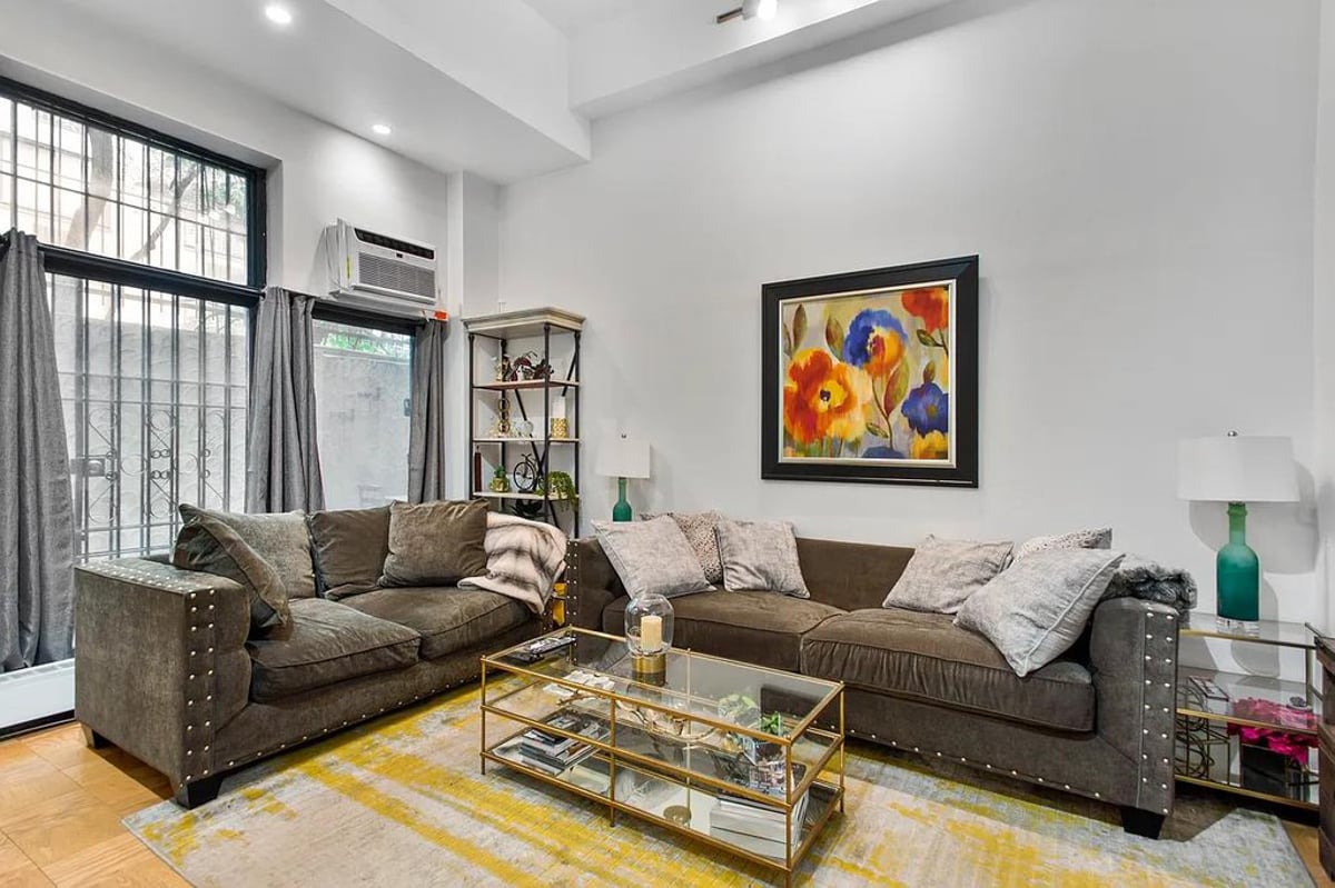 Photo for Beekman Condominium - 350 East 62nd Street Condominium in Upper East Side, Manhattan