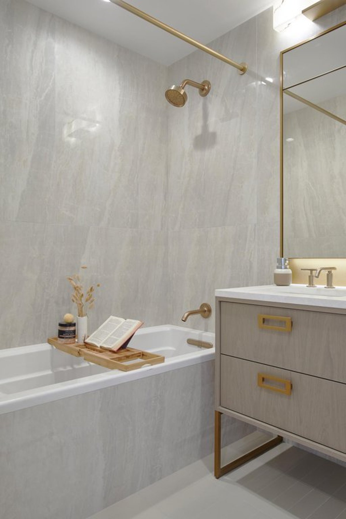 Photo for Skyline Tower - 3 Court Square Condominium in Long Island City, Queens