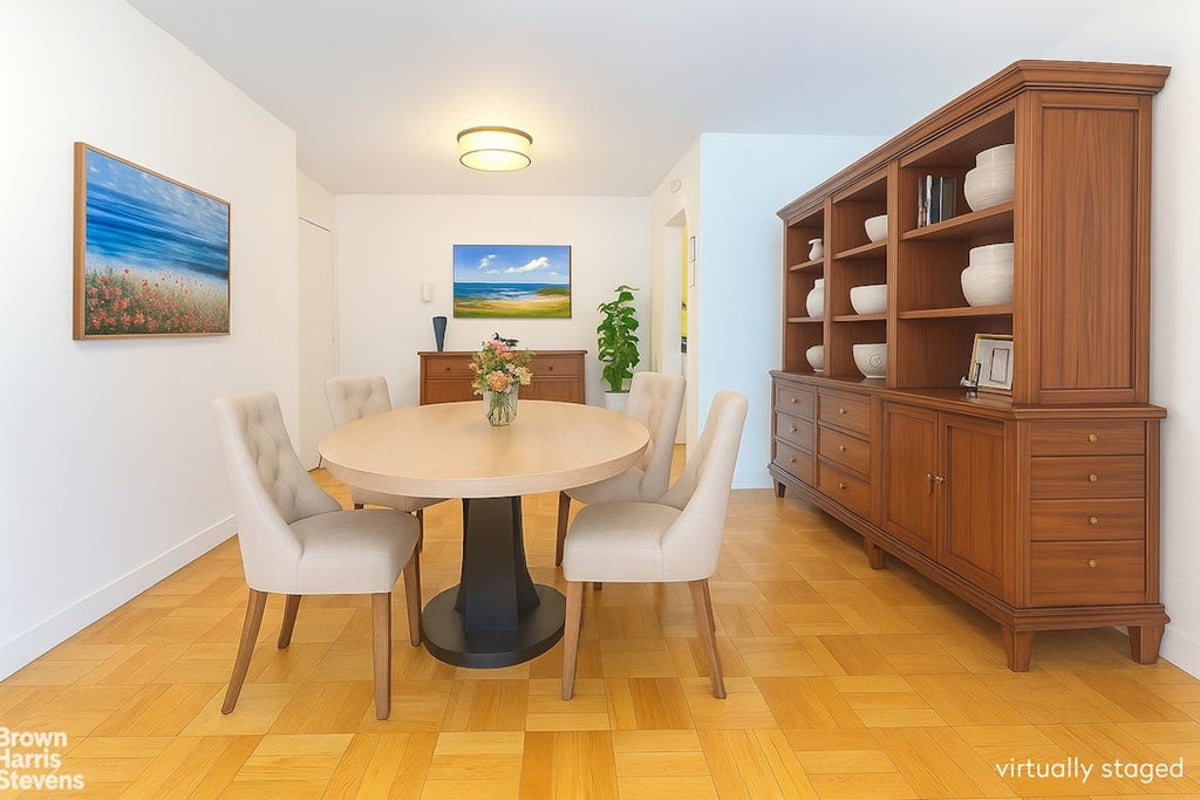 Photo for Victoria House - 200 East 27th Street Cooperative in Murray Hill, Manhattan