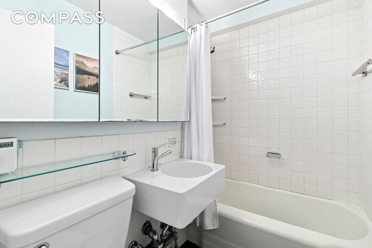 Photo for Gramercy East - 301 East 22nd Street Cooperative in Gramercy Park, Manhattan