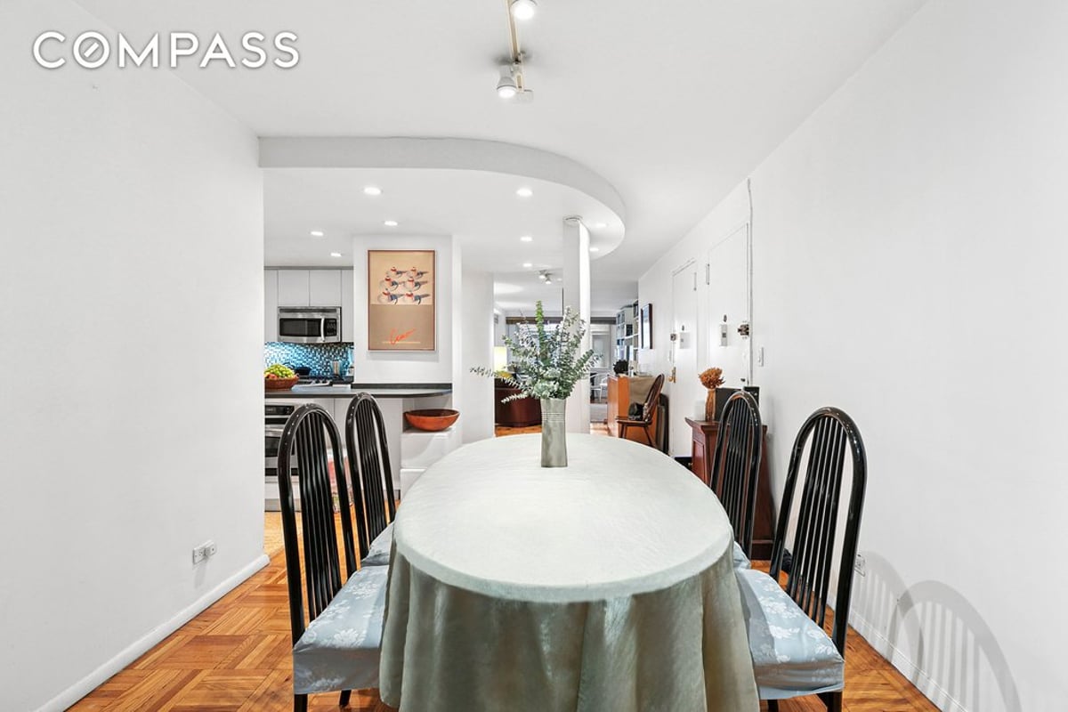 Photo for Gramercy East - 301 East 22nd Street Cooperative in Gramercy Park, Manhattan