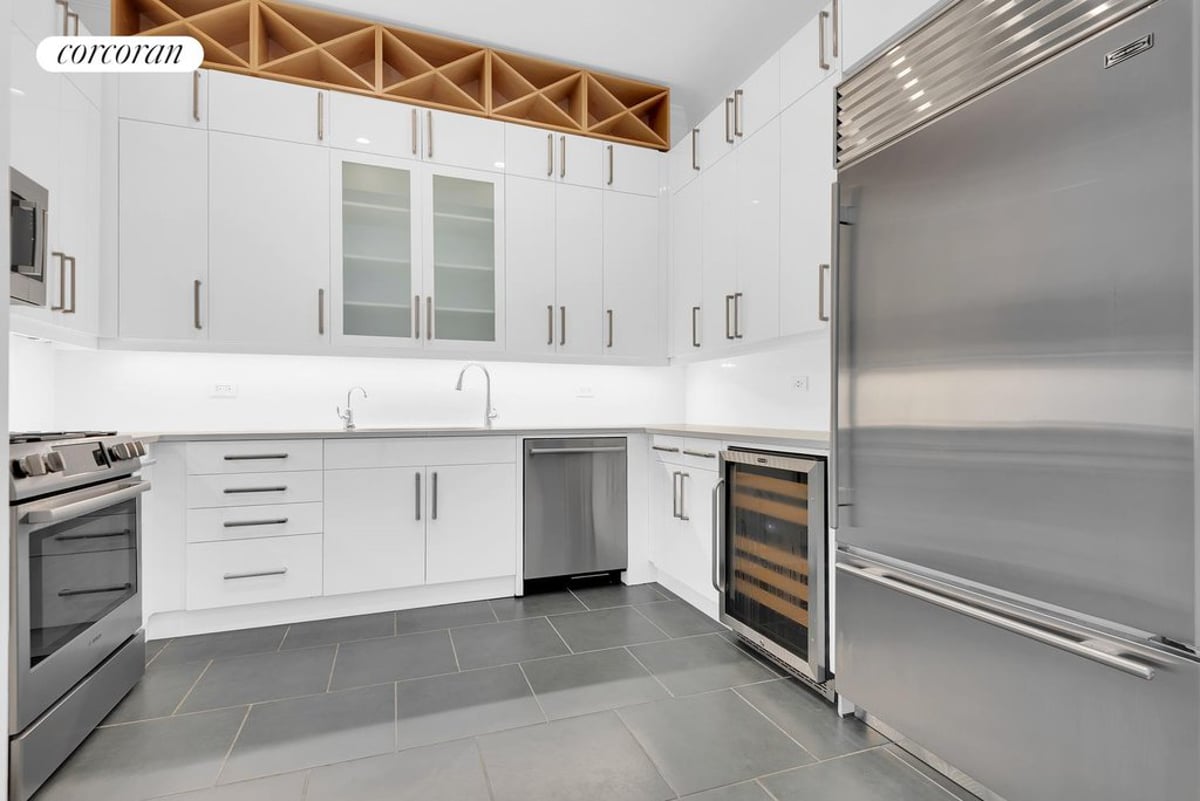 Photo for The Beekman Regent - 351 East 51St Street Condominium in Midtown East, Manhattan