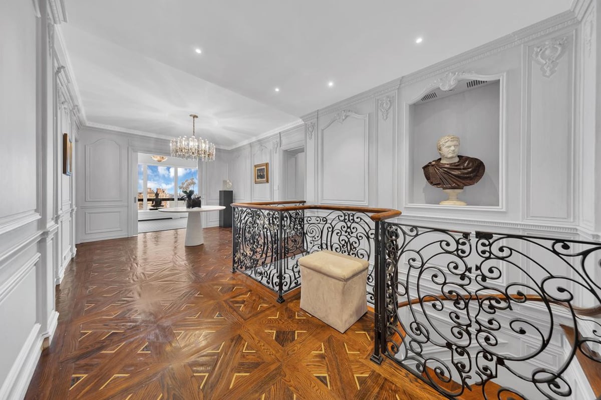 Photo for The Promenade - 530 East 76th Street Condominium in Upper East Side, Manhattan