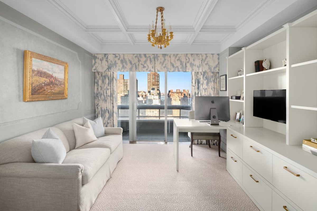 Photo for The Promenade - 530 East 76th Street Condominium in Upper East Side, Manhattan