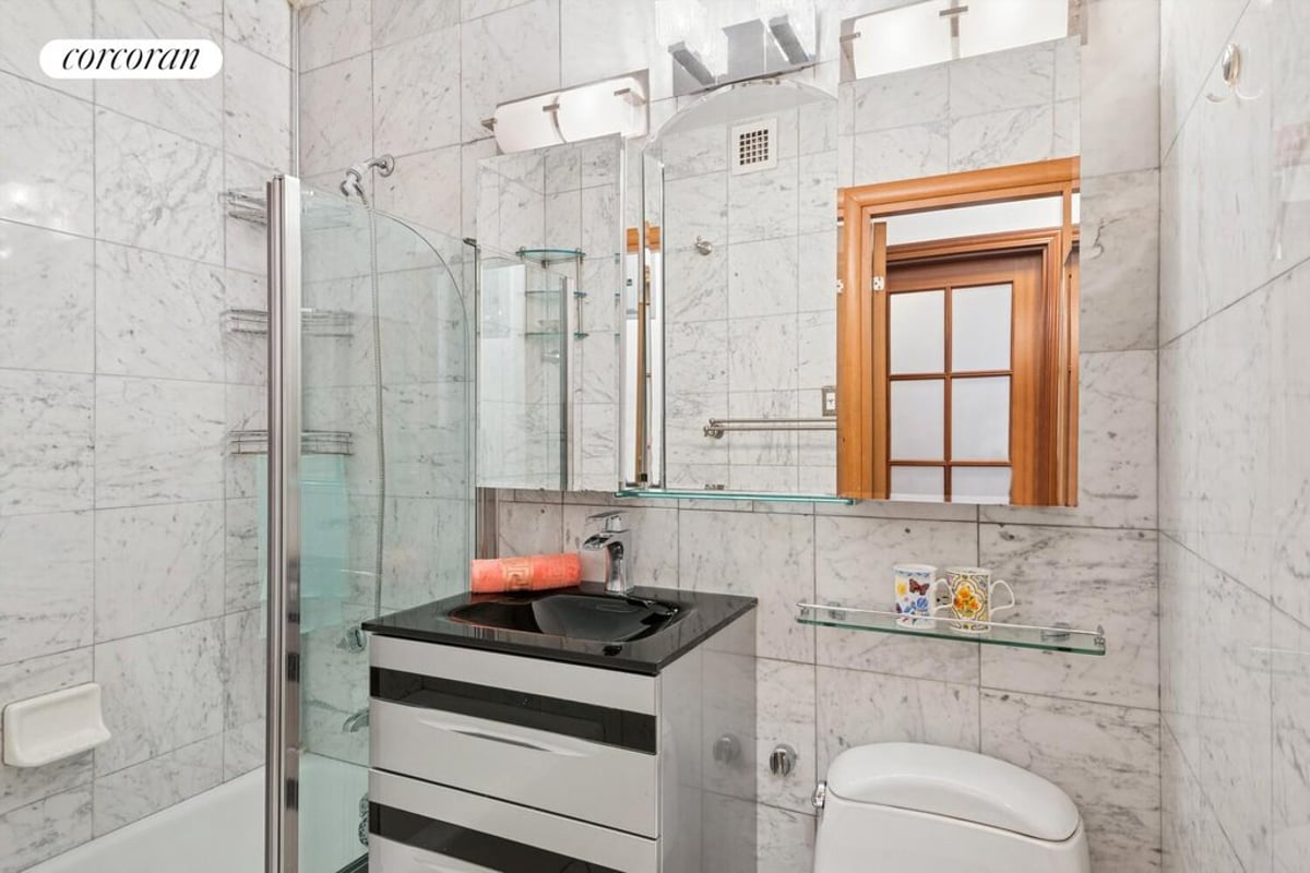 Photo for The Revere - 400 East 54th Street Condominium in Midtown East, Manhattan