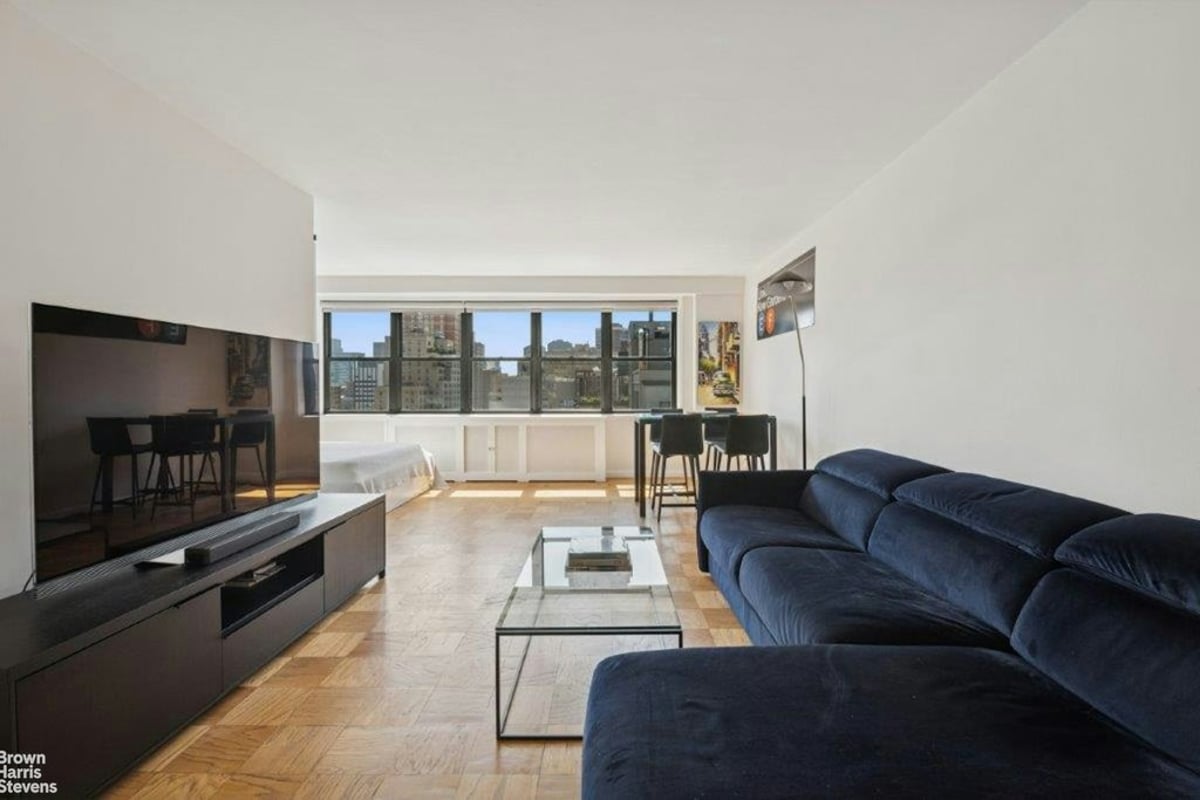 Photo for 330 3rd Avenue - 330 Third Avenue Cooperative in Gramercy Park, Manhattan