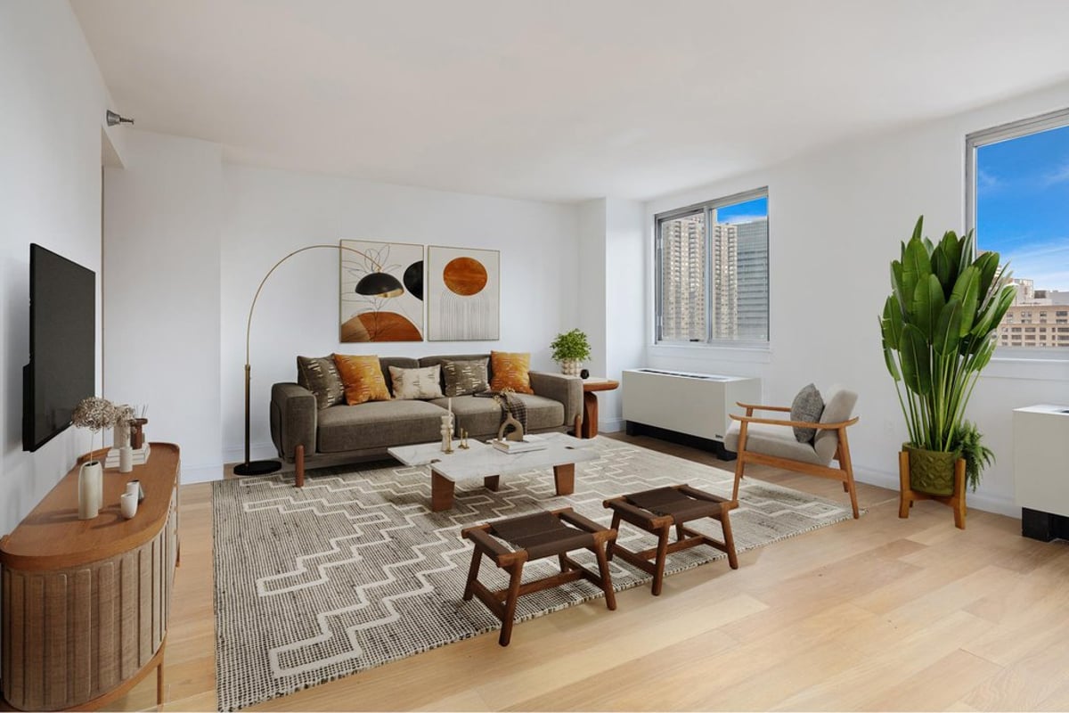 Photo for The Vantage - 308 East 38th Street Condominium in Murray Hill, Manhattan
