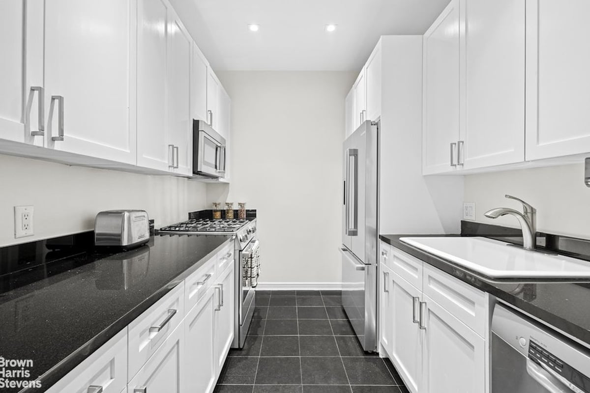 Photo for Chelsea Mercantile - 252 Seventh Avenue Condominium in Chelsea, Manhattan