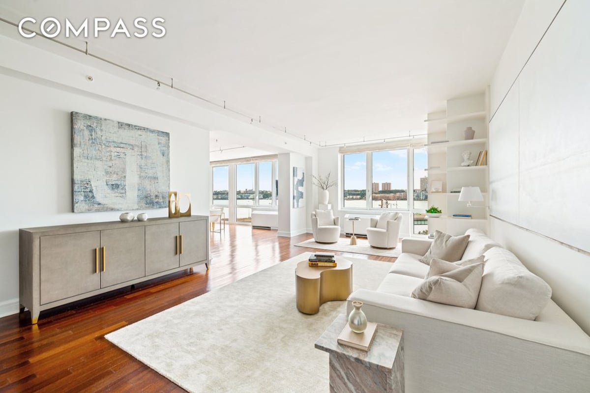 Photo for The Rushmore - 80 Riverside Boulevard Condominium in Upper West Side, Manhattan