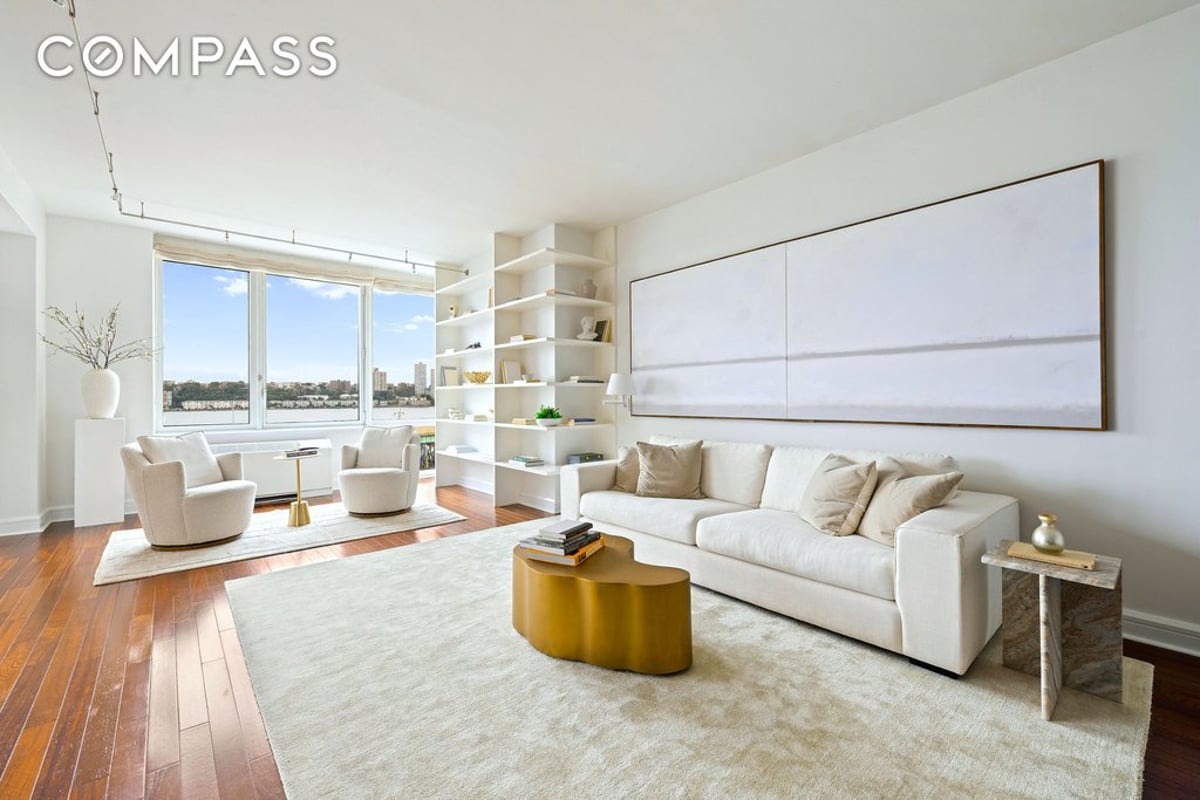 Photo for The Rushmore - 80 Riverside Boulevard Condominium in Upper West Side, Manhattan