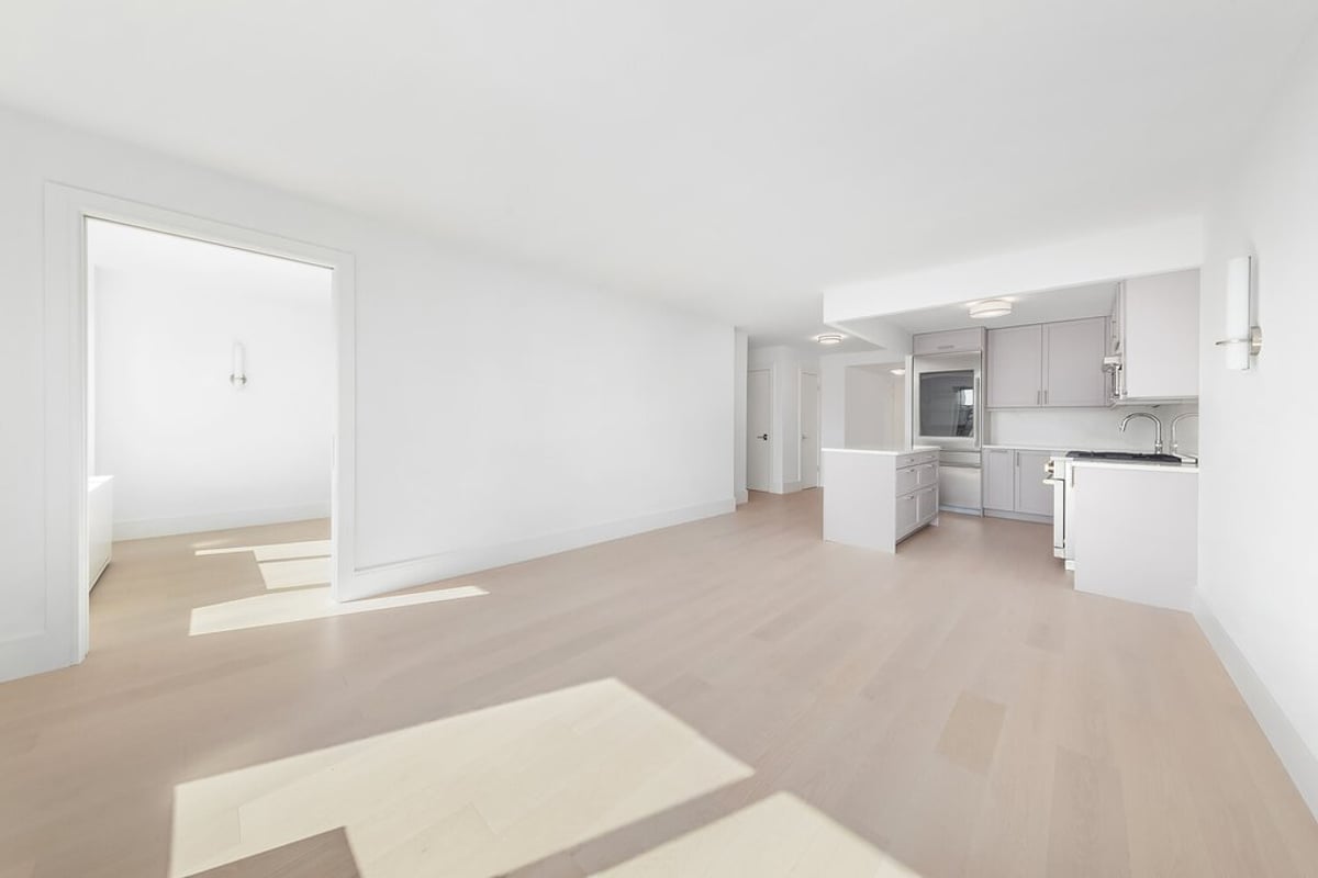 Photo for The Landmark - 300 East 59th Street Cooperative in Sutton Place, Manhattan