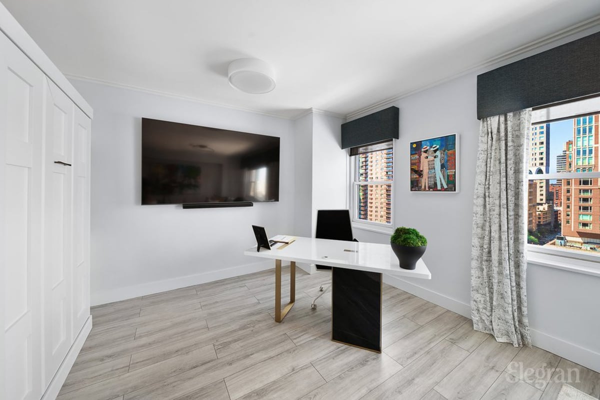 Photo for 200 East 84th Street - 200 East 84th Street Cooperative in Upper East Side, Manhattan