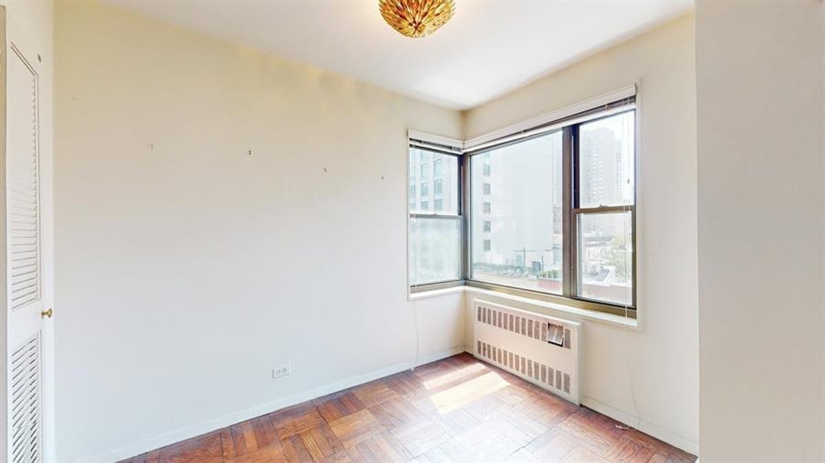 Photo for Riverview South - 55 East End Avenue Cooperative in Upper East Side, Manhattan