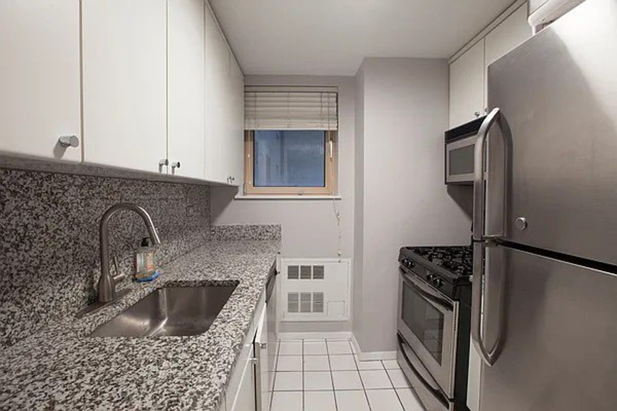 Photo for Trump Parc - 106 Central Park South Condominium in Midtown, Manhattan