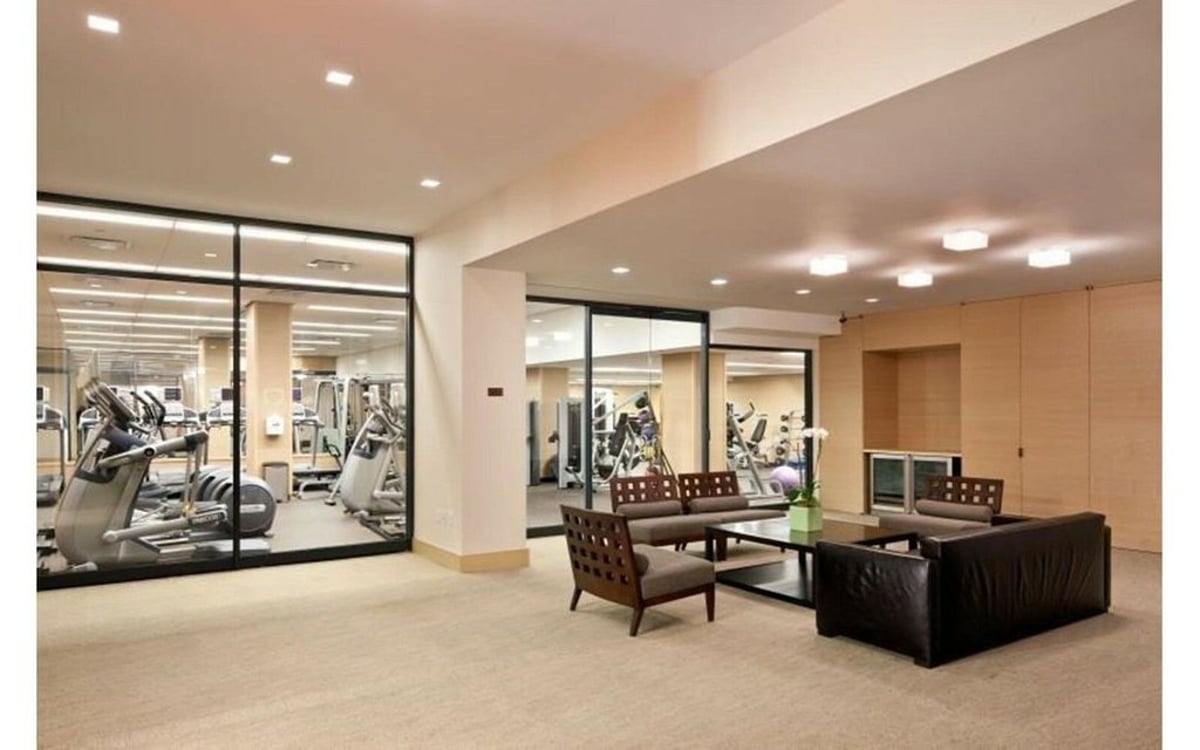 Photo for 170 East End Avenue - 170 East End Avenue Condominium in Upper East Side, Manhattan